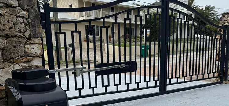 Swing Gate Opener with Keypad Cedar Rapids